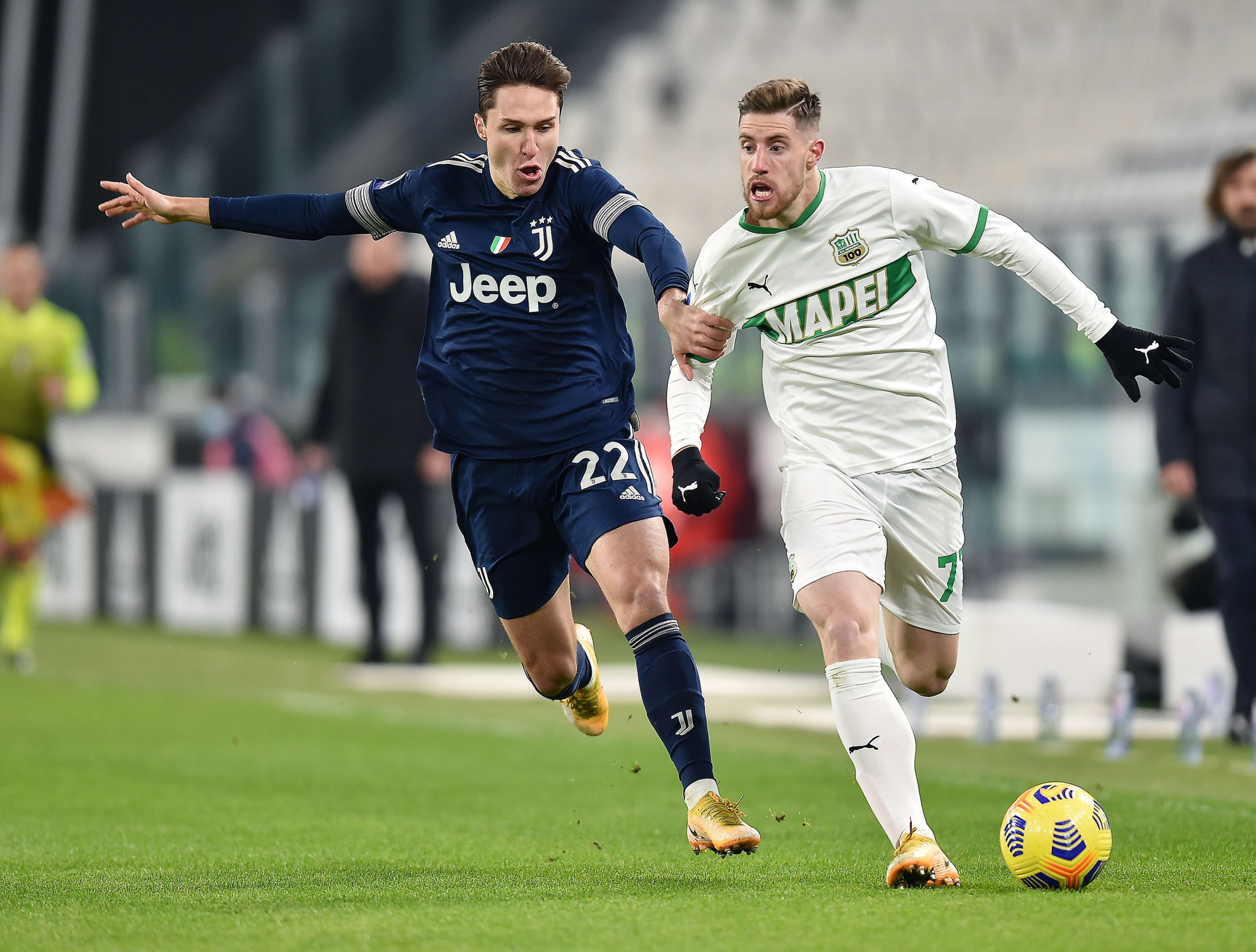 奇异果官网-C罗梅开二度，尤文-逆转萨索洛